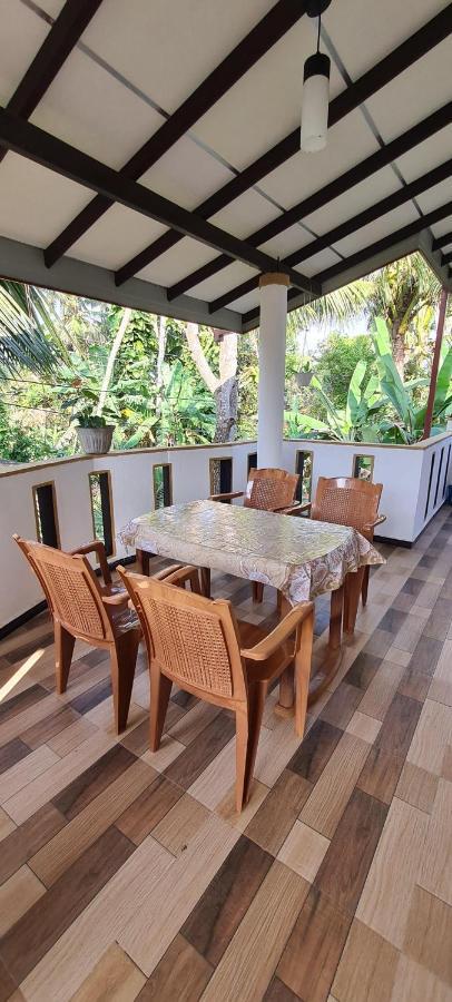 Wimala B&B เบนโตตา ภายนอก รูปภาพ