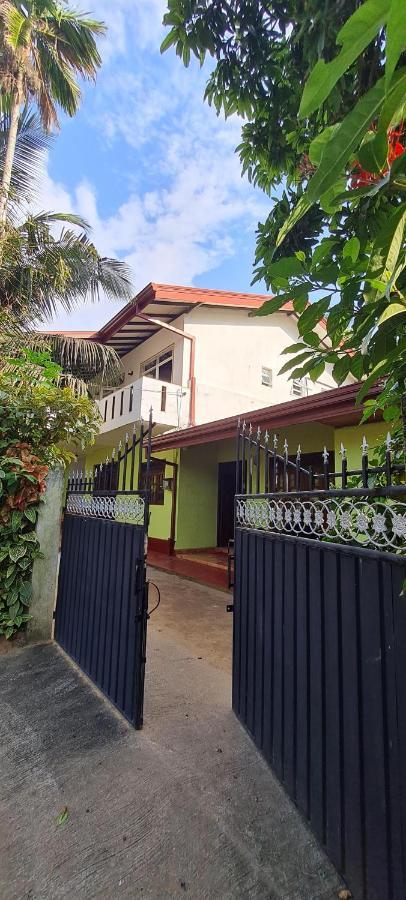 Wimala B&B เบนโตตา ภายนอก รูปภาพ